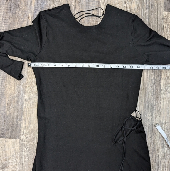 Reformation Kinsey Knit Long Sleeve Dress Size Large in Black Lace Up Cut Outs - Picture 7 of 10